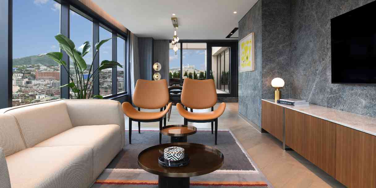 Executive Suite Living Area