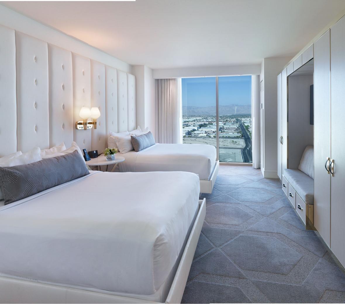 Las Vegas Hotel Rooms & Suites