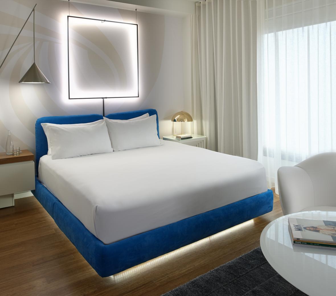 Mondrian Los Angeles Standard