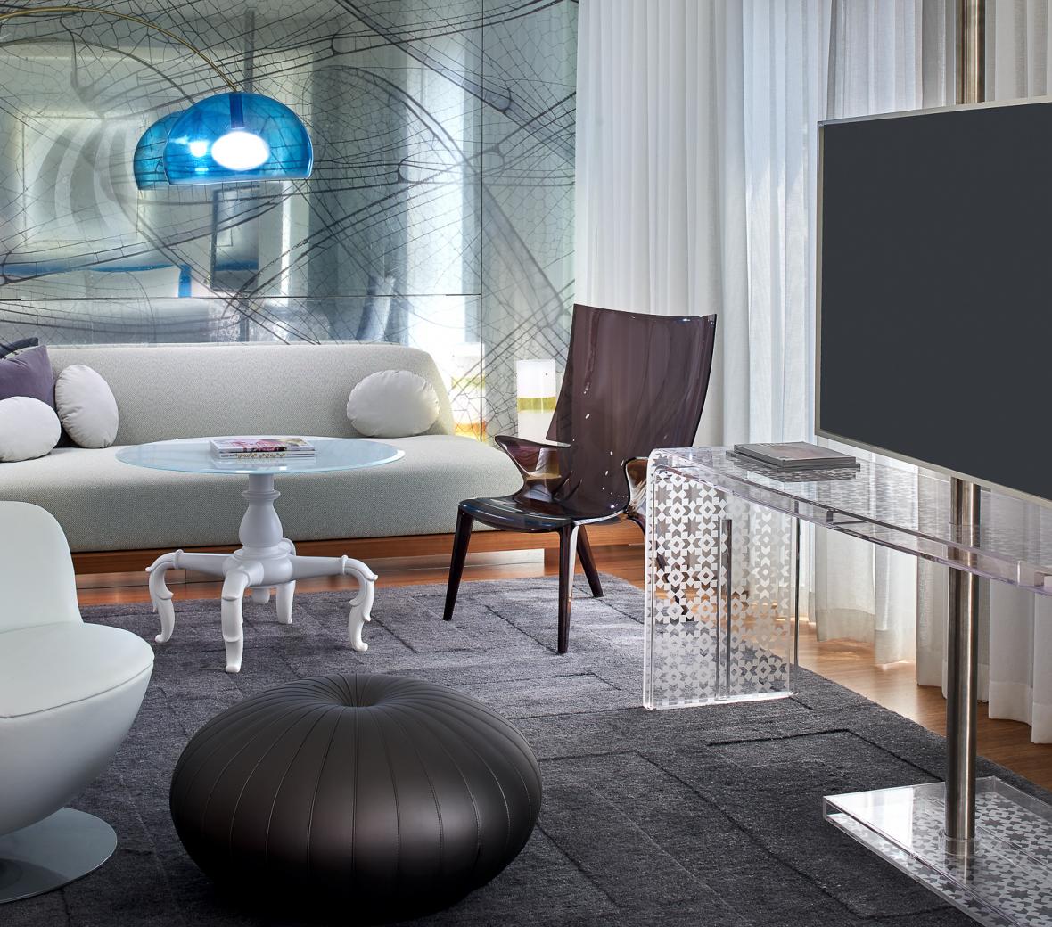 Mondrian Los Angeles Suite Living Space