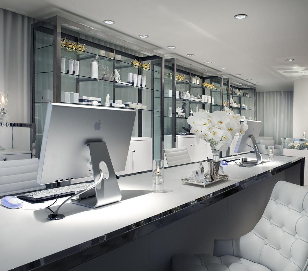 reception area at ciel spa