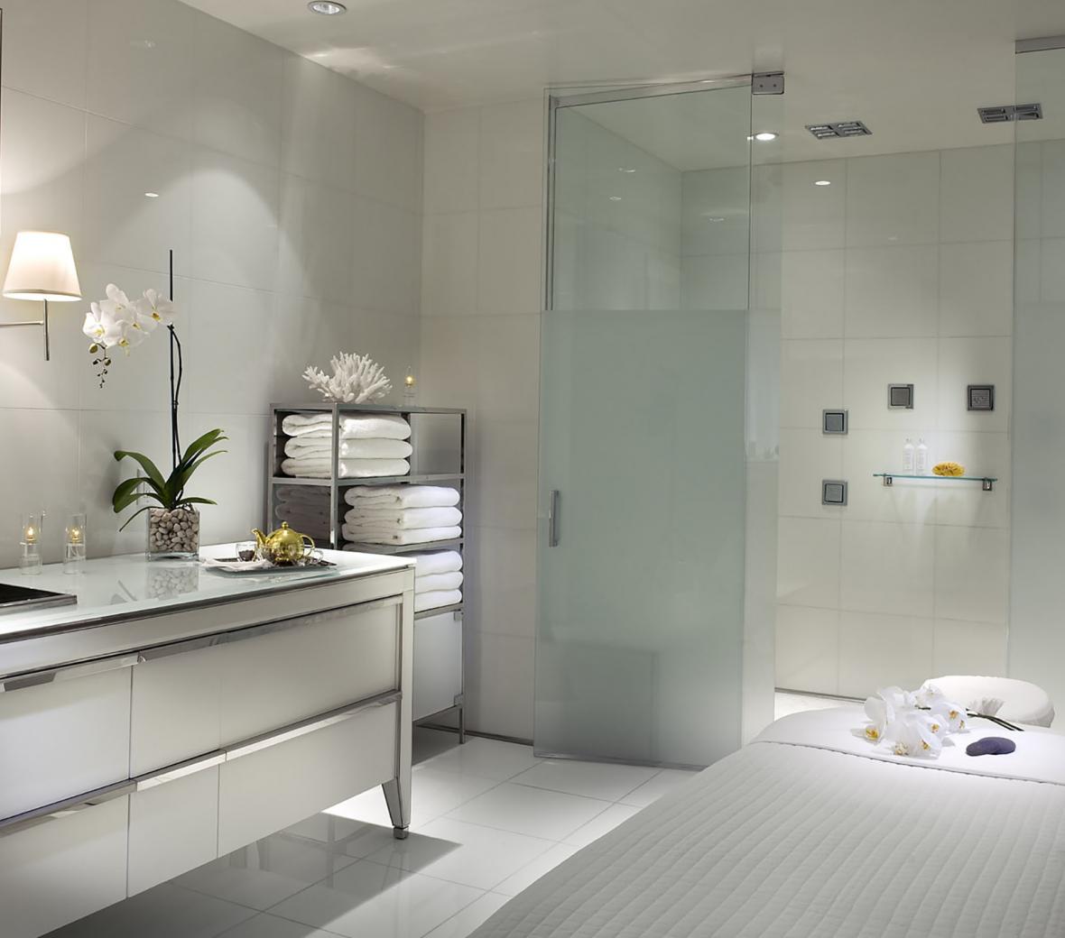Vichy Showers at Ciel Spa