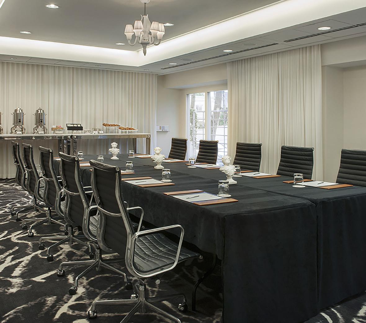 Clyde Room board table