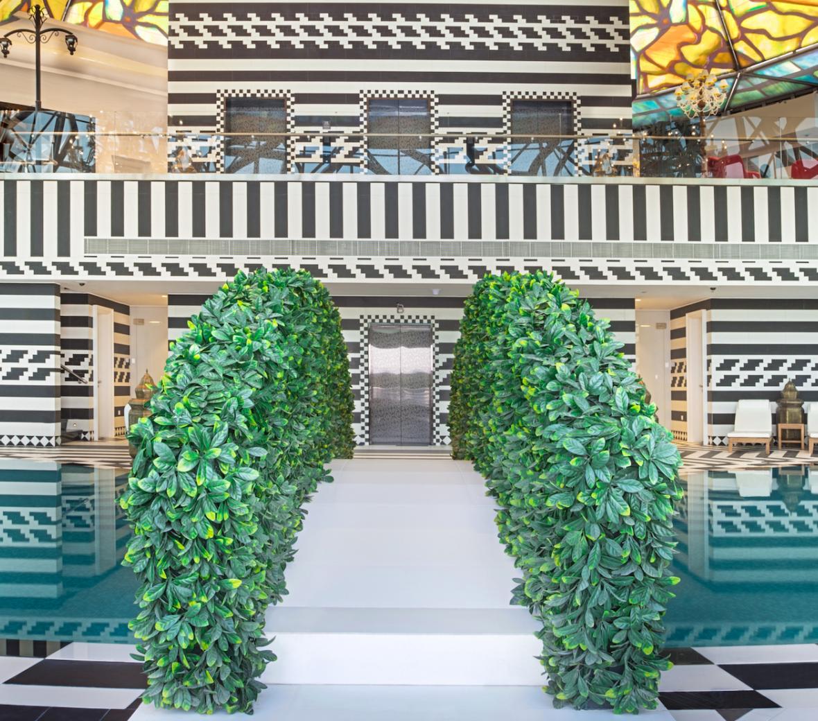 Mondrian Doha bridge