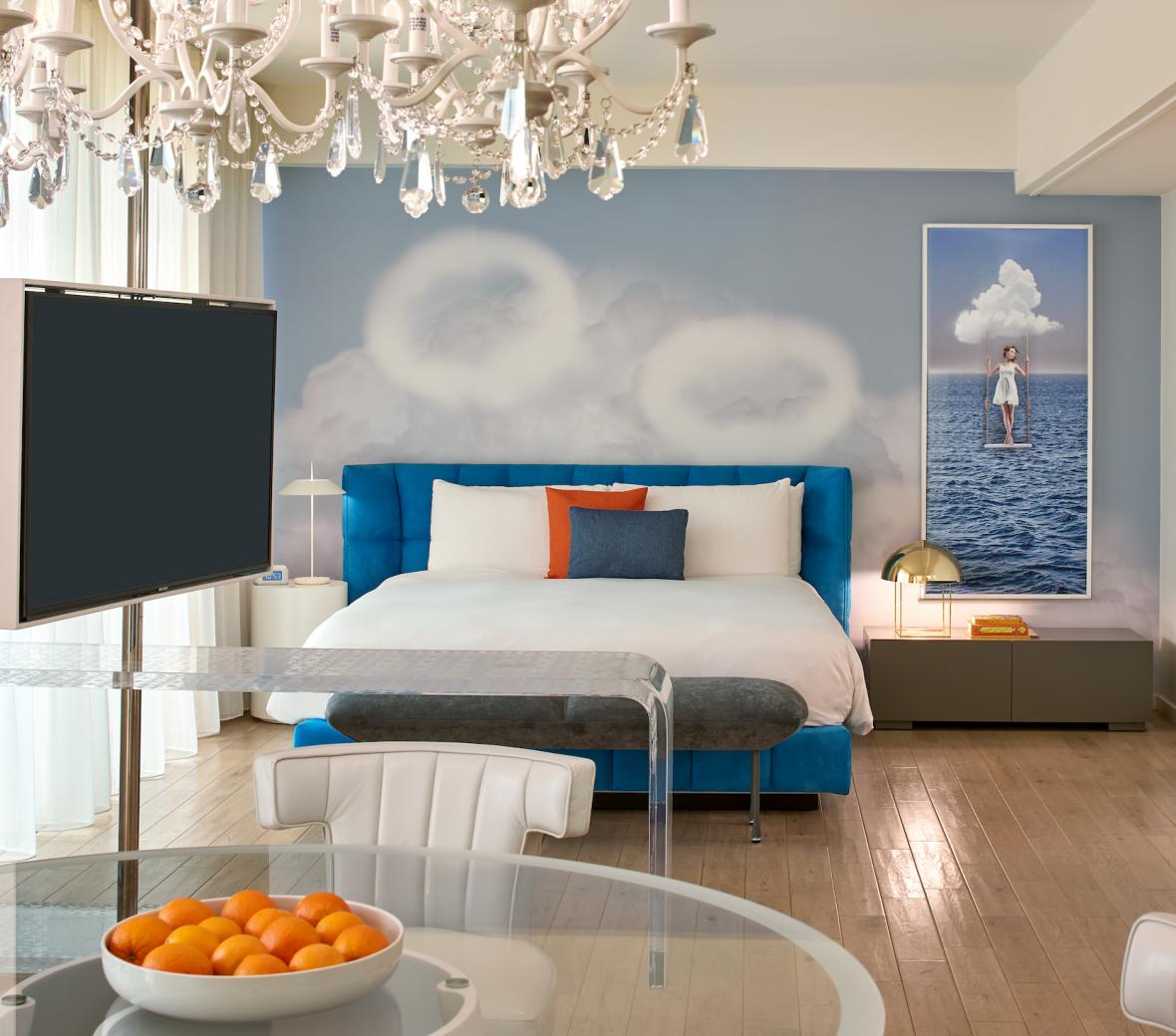 Mondrian LA Skyview loft