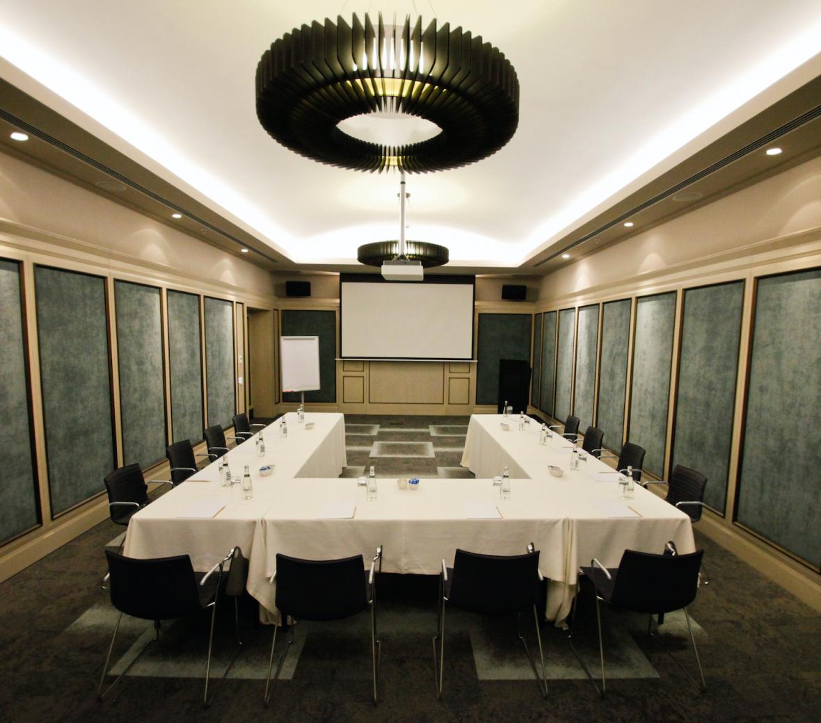10karakoy-meeting-room