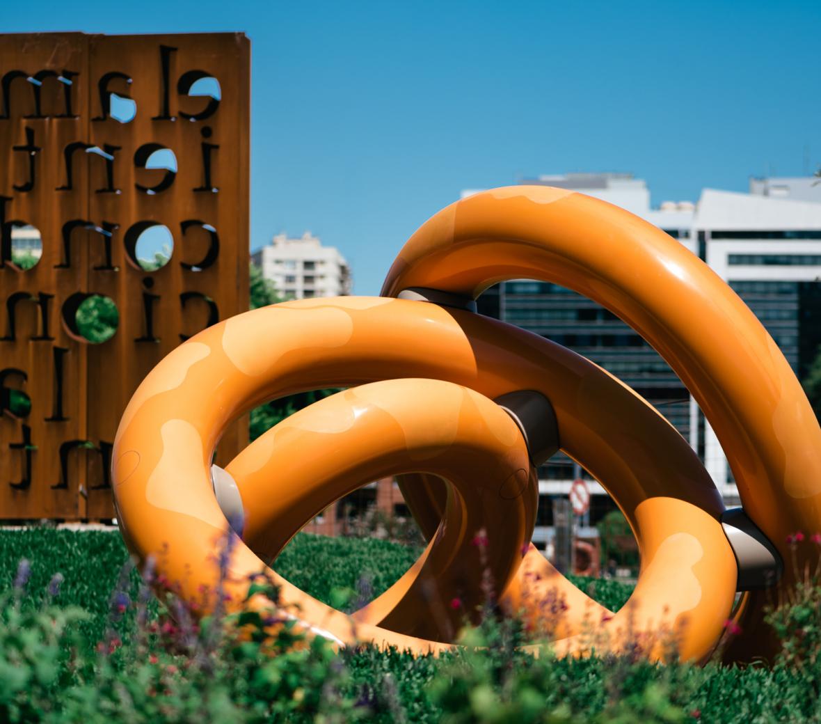SLS Puerto Madero Sculpture