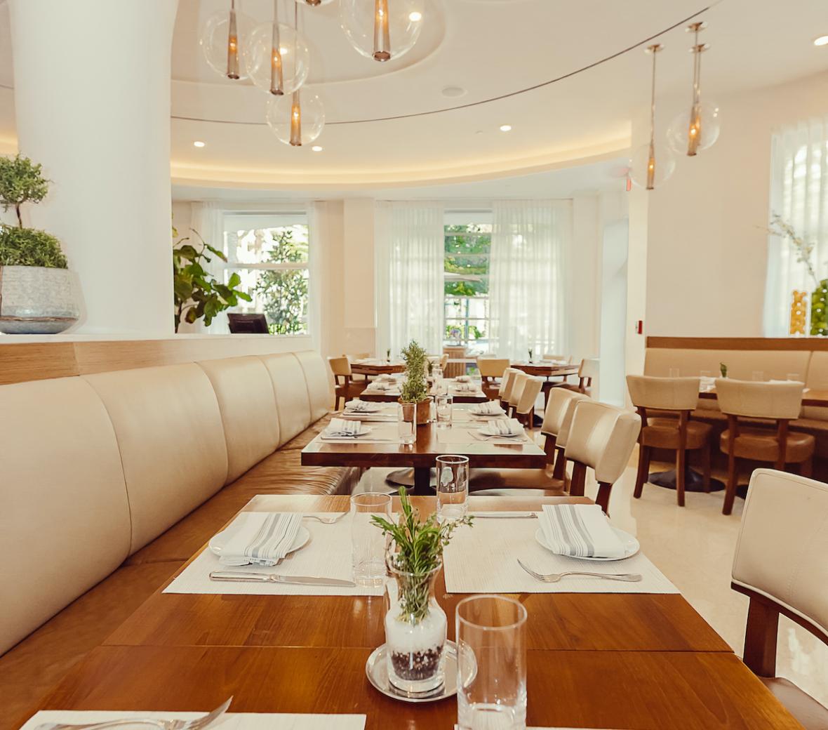 filia south beach interior long table
