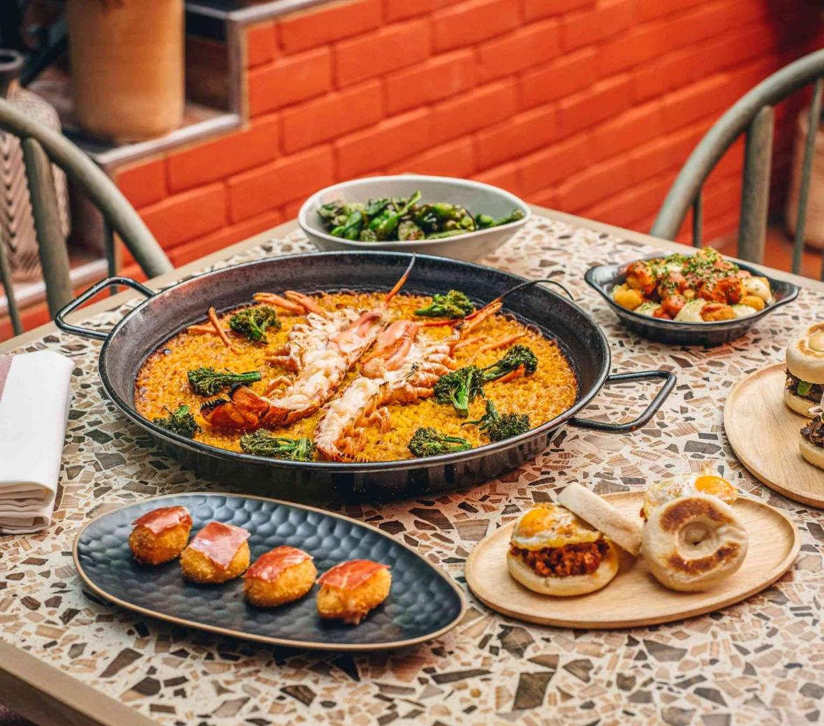 Bibo food courtyard