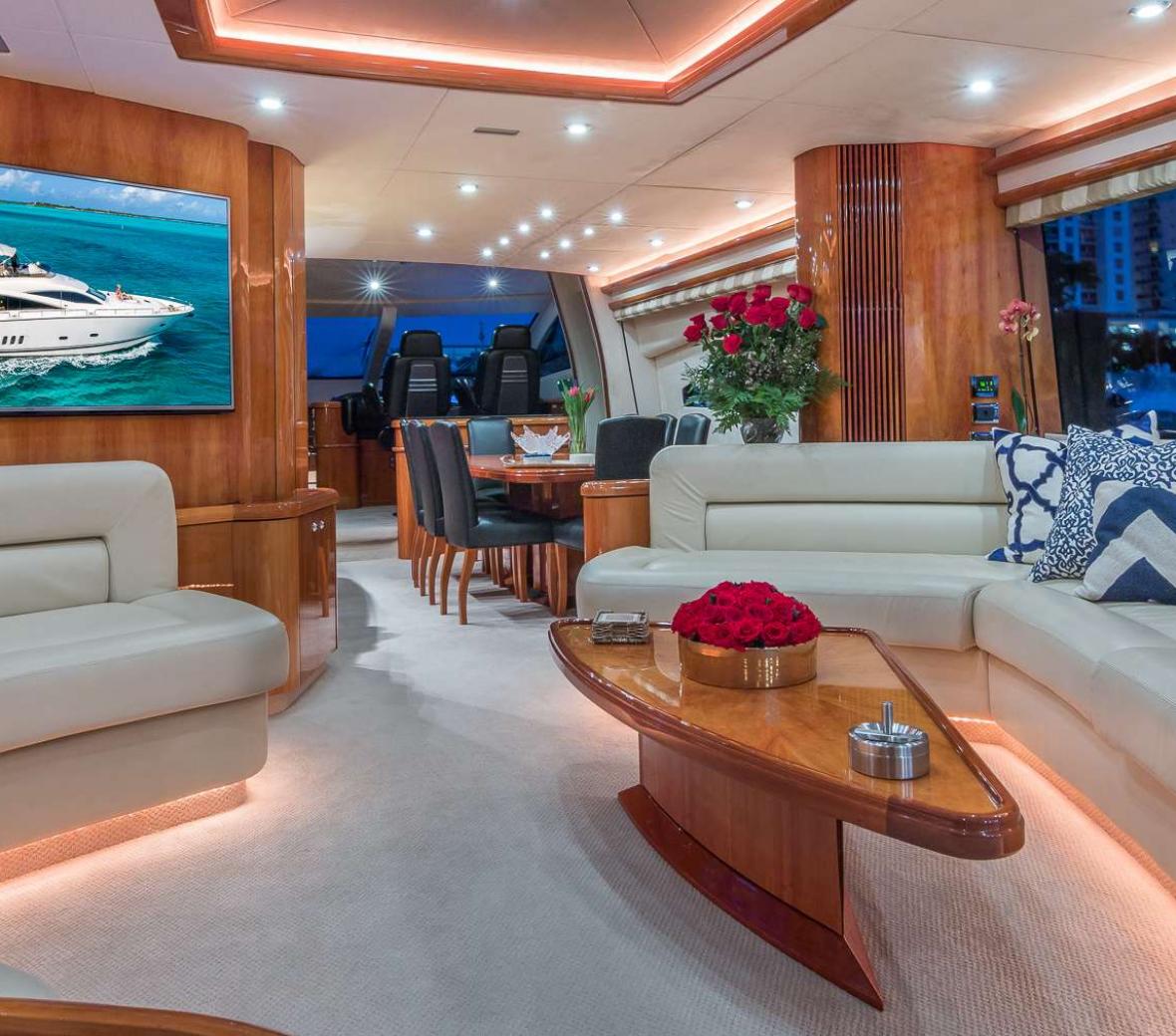 82 Luxury Sunseeker interior