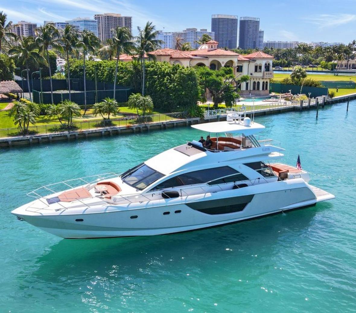 76’ Sunseeker Luxury Yacht