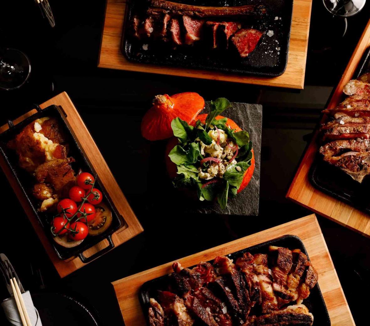 tablescape of steak