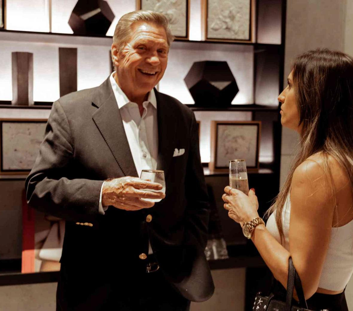 Artist J.Steven Manolis 