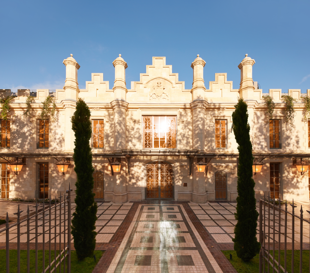 Mondrian Bordeaux Exterior