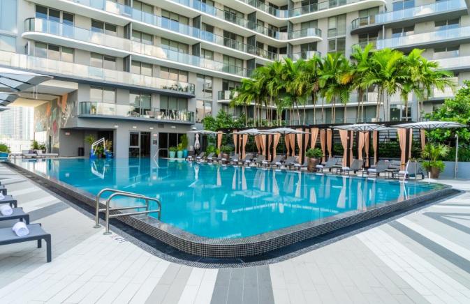 Hyde Midtown Miami Pool