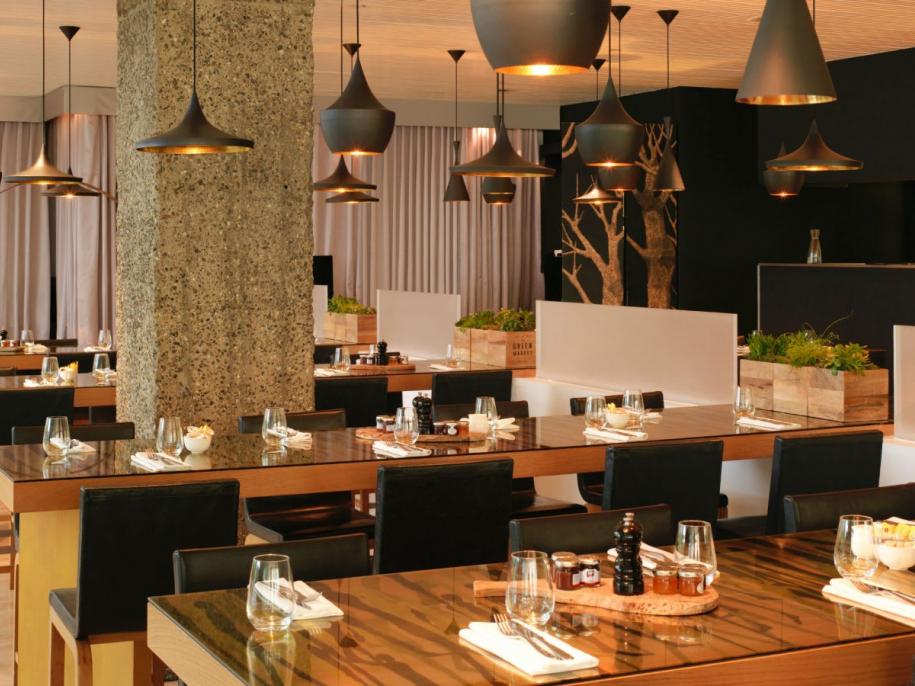 the restaurant at sanderson dining area