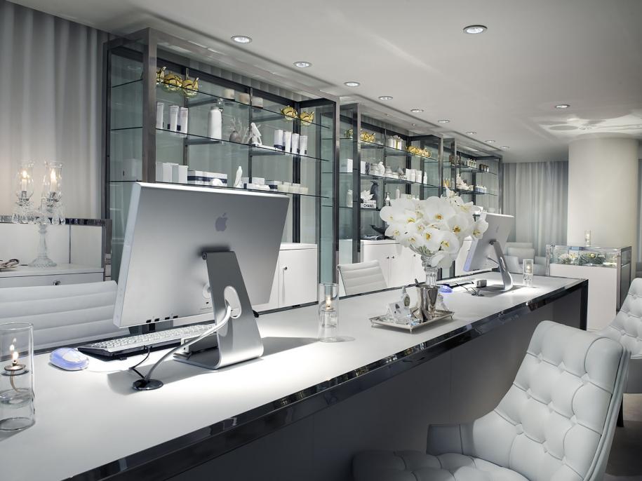 reception area at ciel spa