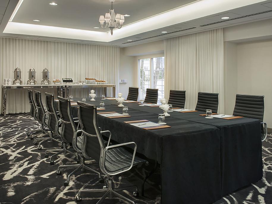 Clyde Room board table