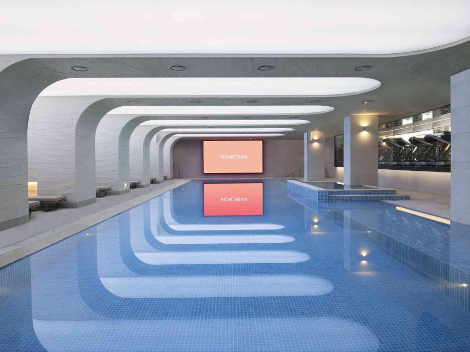 Hotel pool