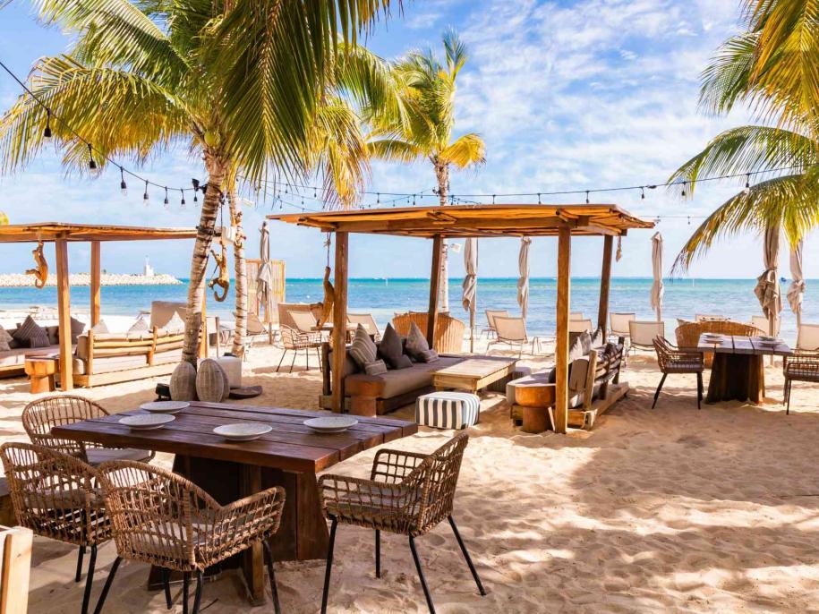 SLS Cancun - Savour Breakfast 