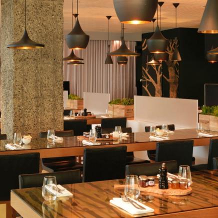 the restaurant at sanderson dining area