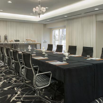 Clyde Room board table