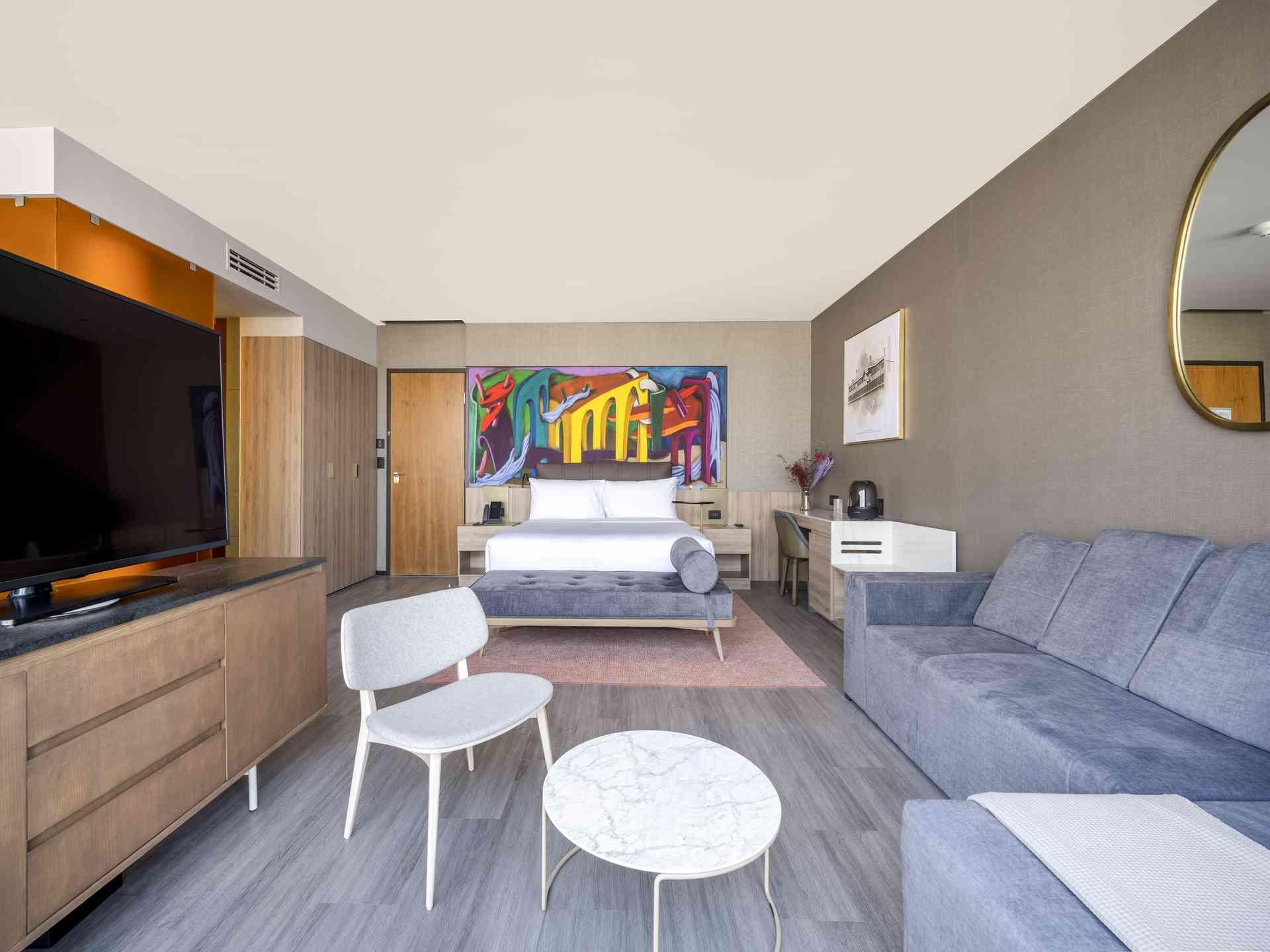 Hotel suite