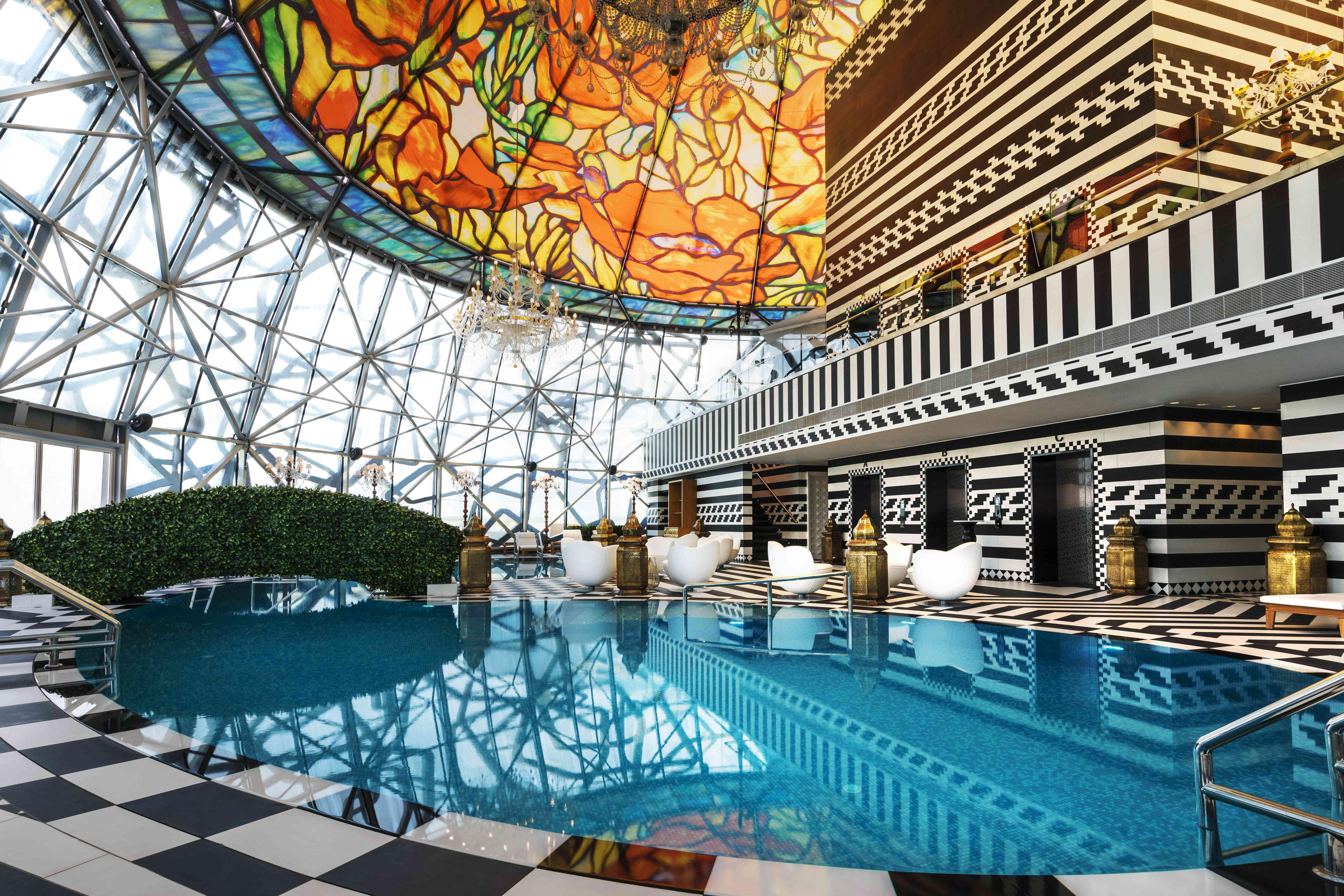 Mondrian Doha Pool