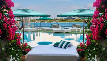 Baia Beach Club Pool