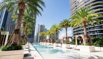SLS LUX Brickell Pool
